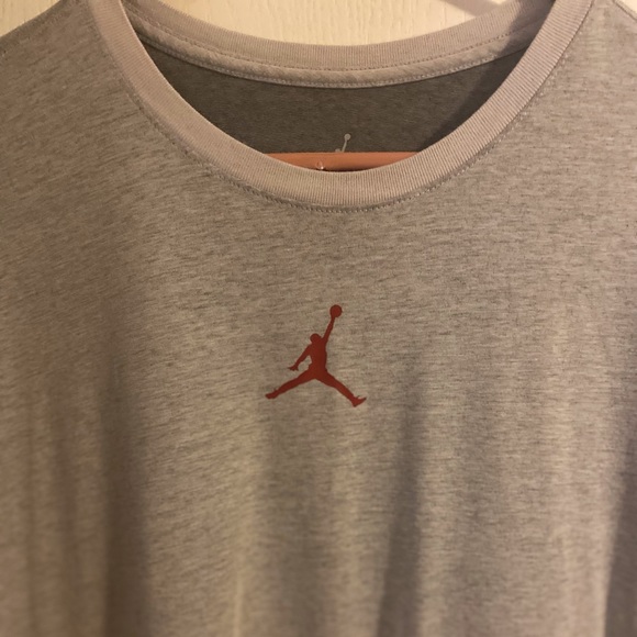 Men’s T shirt 👕 - Picture 4 of 5